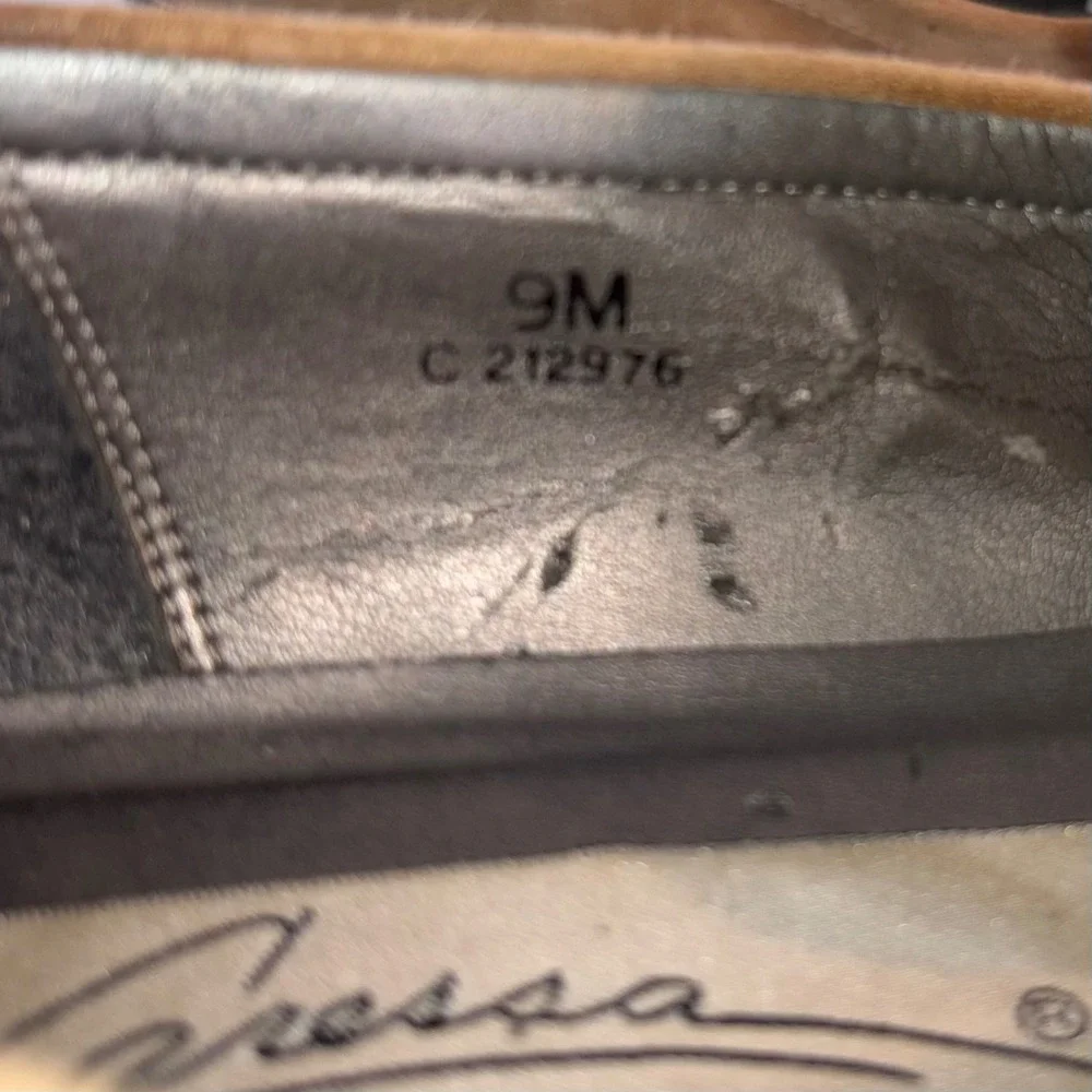 Loafers Caressa Crosstown‎ Collection Suede Leather Tan Brown Flats Shoes 9M
